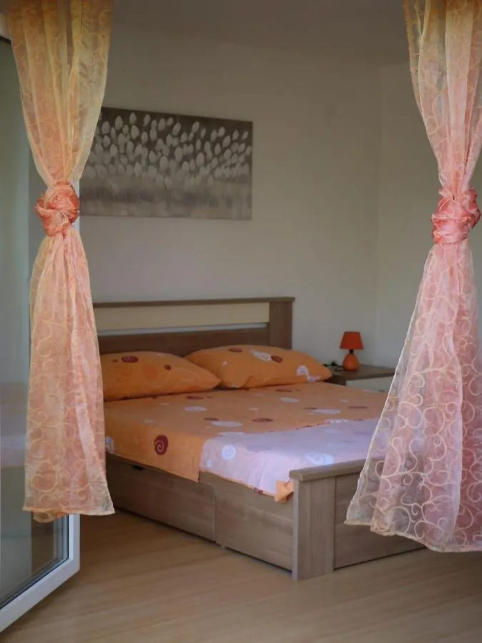 Apartment Marina Punat