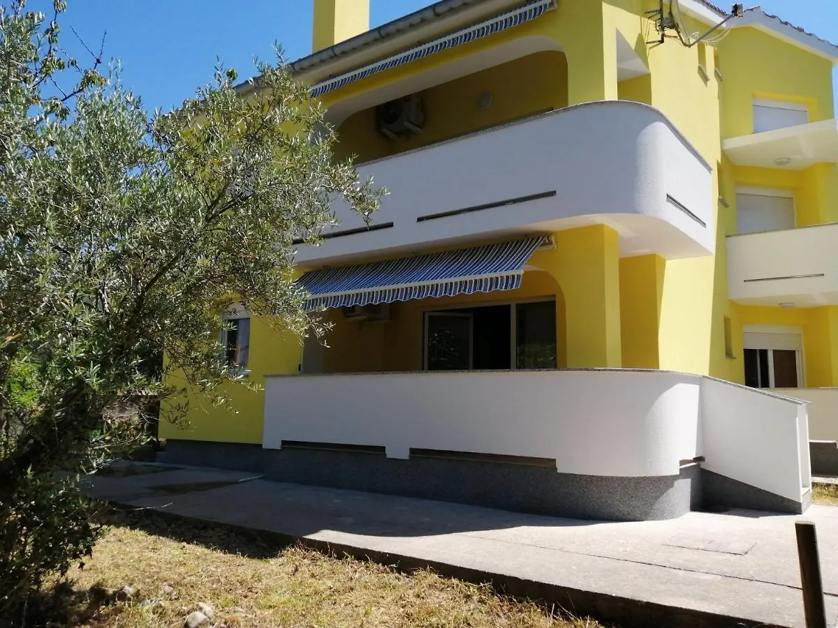 Apartment Marina Punat